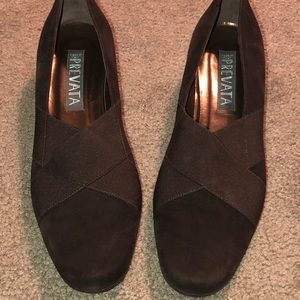 Prevata Shoes - Size 9